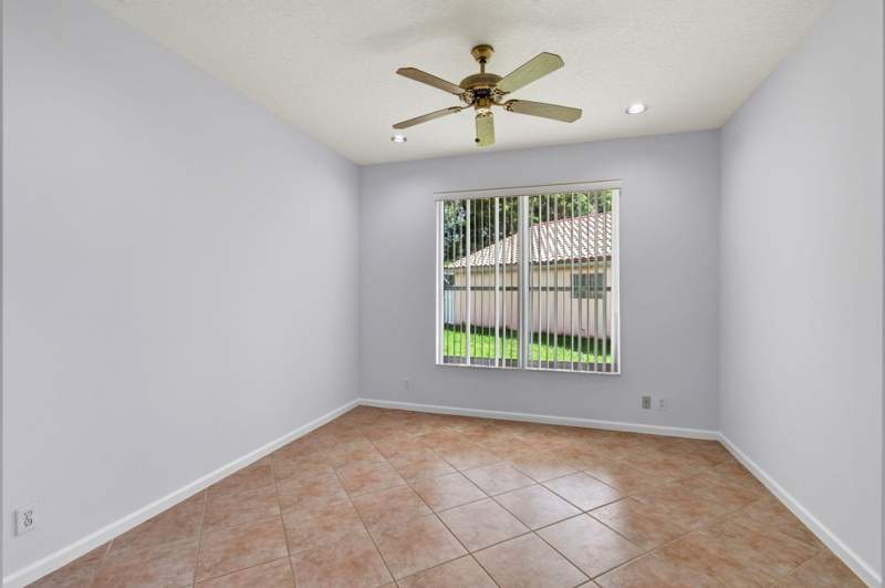 3 bedroom Single Family Residence at 6453 Emerald Breeze Way, CORAL LAKES, Boynton Beach — photo 4
