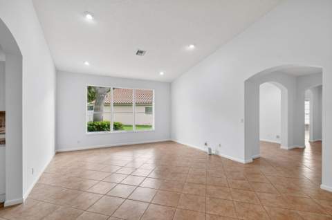 6453 Emerald Breeze Way, Boynton Beach FL - photo 19 of 88