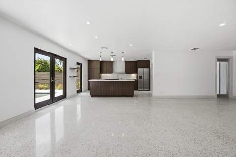 2001 N Victoria Park Road, Fort Lauderdale FL - photo 7 of 34