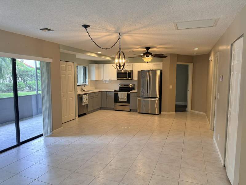 2 bedroom Condominium at 24 Lexington Lane #A, Lexington Green Condo, Palm Beach Gardens — photo 5