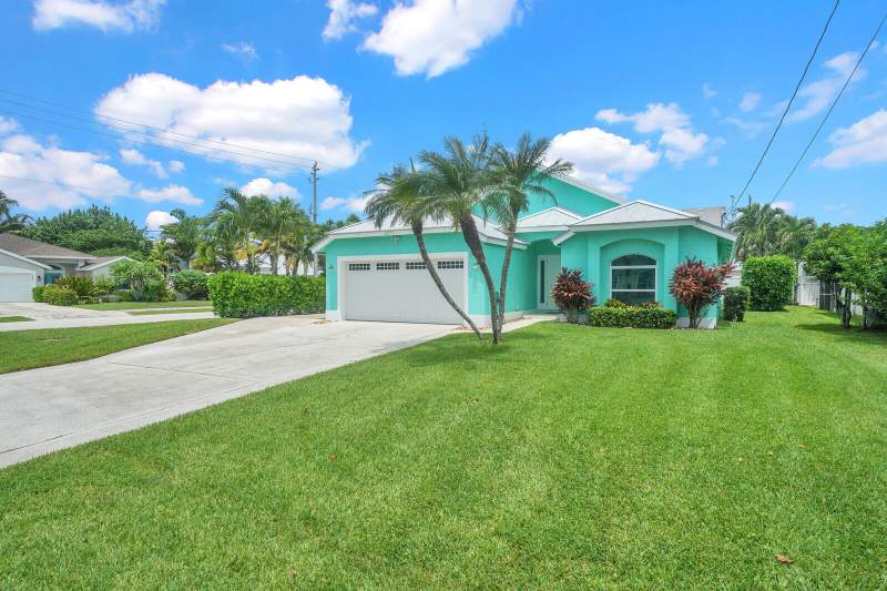 3 bedroom Single Family Residence at 6371 Dania Street, North Palm Beach Heights, Jupiter — photo 3
