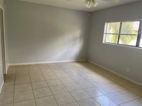 8843 Springtree Lakes Drive, Sunrise FL - photo 14 of 18