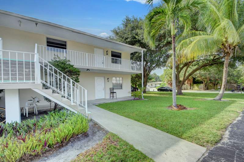 2 bedroom Condominium at 1733 3rd Avenue #24, Hovianna Ix Apts Condo, Lake Worth — photo 3