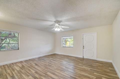 1733 3rd Avenue #24, Lake Worth FL - photo 7 of 23