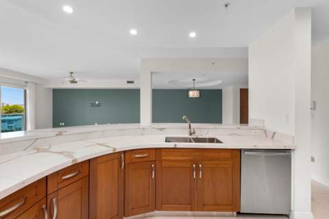 516 Hendricks Isle #4A, Fort Lauderdale FL - photo 19 of 68