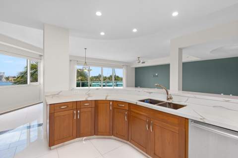 516 Hendricks Isle #4A, Fort Lauderdale FL - photo 21 of 68