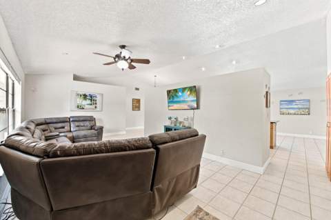 6013 NW 47th Place, Coral Springs FL - photo 10 of 55