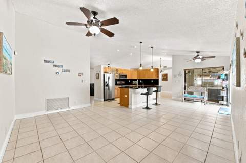 6013 NW 47th Place, Coral Springs FL - photo 17 of 55