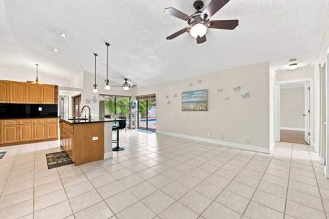 6013 NW 47th Place, Coral Springs FL - photo 18 of 55