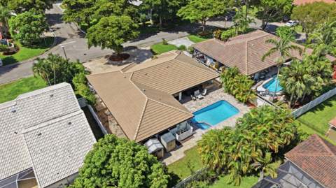 6013 NW 47th Place, Coral Springs FL - photo 6 of 55