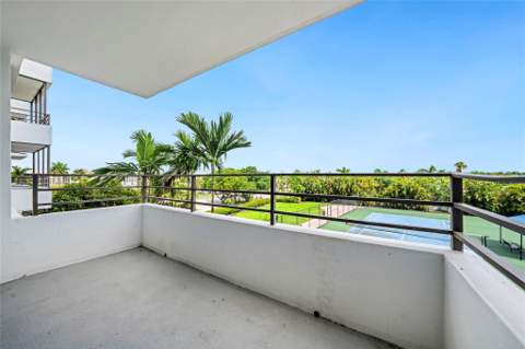 600 Three Islands Boulevard #301, Hallandale Beach FL - photo 18 of 22