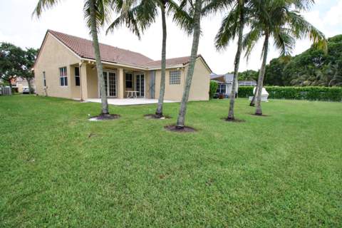 853 SAND CREEK Circle, Weston FL - photo 23 of 57