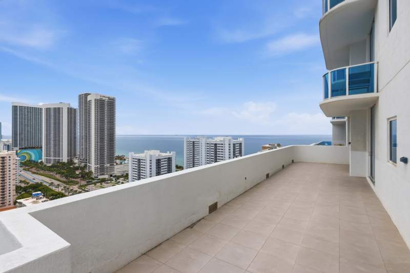 3 bedroom Condominium at 1945 S Ocean Drive #2408, Ocean Marine Yacht Club Condo, Hallandale Beach — photo 2