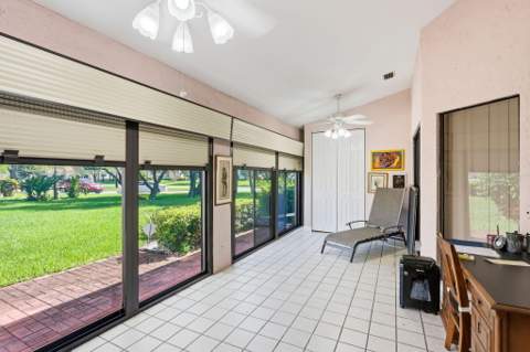 5887 Parkwalk Circle, Boynton Beach FL - photo 12 of 27