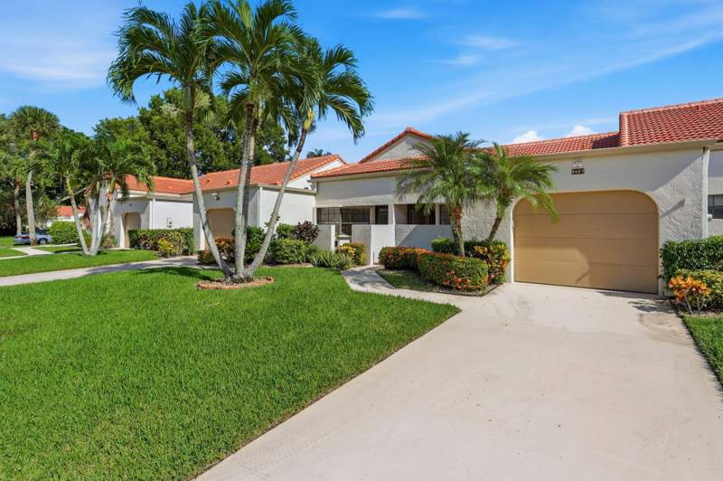 2 bedroom Villa at 5887 Parkwalk Circle, Parkwalk 2, Boynton Beach — photo 2