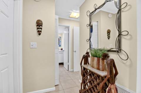 32 Colonial Club Drive #102, Boynton Beach FL - photo 8 of 61