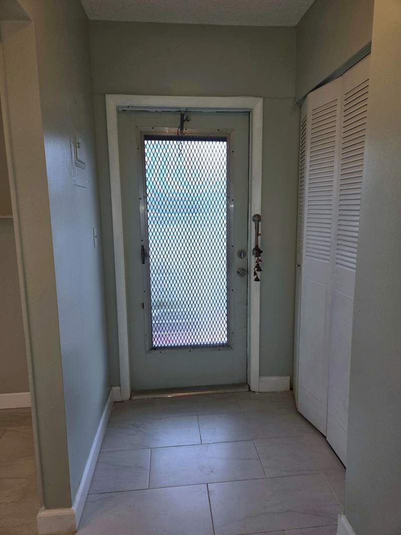 2 bedroom Condominium at 5071 W Oakland Park Boulevard #109, Geranium Gardens Condo, Lauderdale Lakes — photo 2