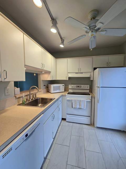5071 W Oakland Park Boulevard #109, Lauderdale Lakes FL - photo 7 of 23