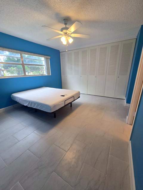 5071 W Oakland Park Boulevard #109, Lauderdale Lakes FL - photo 19 of 23