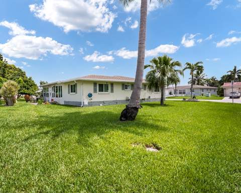 4701 NW 47th Terrace, Tamarac FL - photo 14 of 35