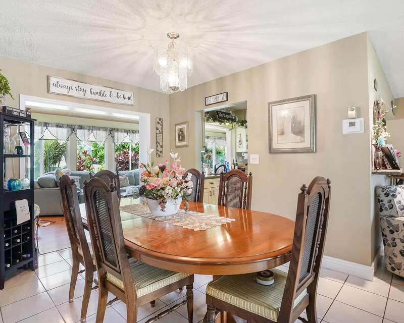 2 bedroom Single Family Residence at 4701 NW 47th Terrace, Mainlands Of Tamarac Lakes, Tamarac — photo 4