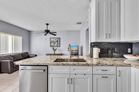 6001 Harbor Isle Way #494, Tamarac FL - photo 22 of 47