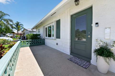 3610 Joseph Drive, West Palm Beach FL - photo 6 of 46