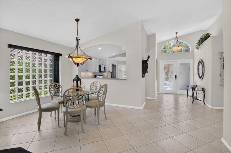 3 bedroom Single Family Residence at 7388 Tonga Court, Valencia Isles 03, Boynton Beach — photo 4