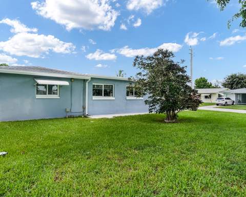 4703 NW 45th Court, Tamarac FL - photo 13 of 33