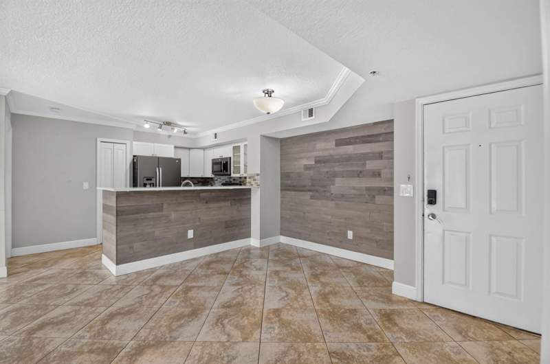2 bedroom Condominium at 110 Yacht Club Way #103, Yacht Club On The Intracoastal Condo, Hypoluxo — photo 2