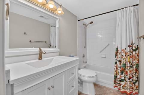 110 Yacht Club Way #103, Hypoluxo FL - photo 16 of 47