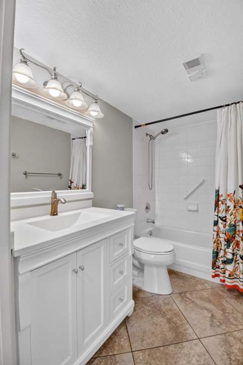 110 Yacht Club Way #103, Hypoluxo FL - photo 17 of 47
