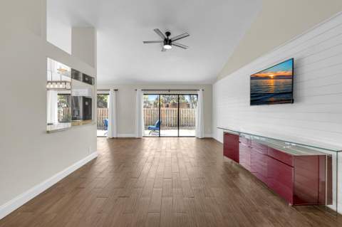 23 Baytree Circle, Boynton Beach FL - photo 15 of 47