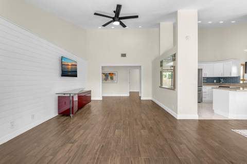 23 Baytree Circle, Boynton Beach FL - photo 22 of 47