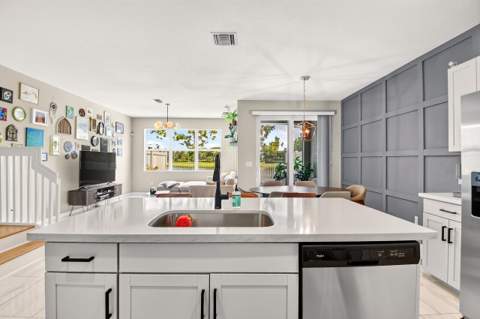 8714 Via Mar Rosso, Lake Worth FL - photo 11 of 56