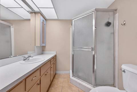 1100 SW 12th Street #208, Fort Lauderdale FL - photo 12 of 18