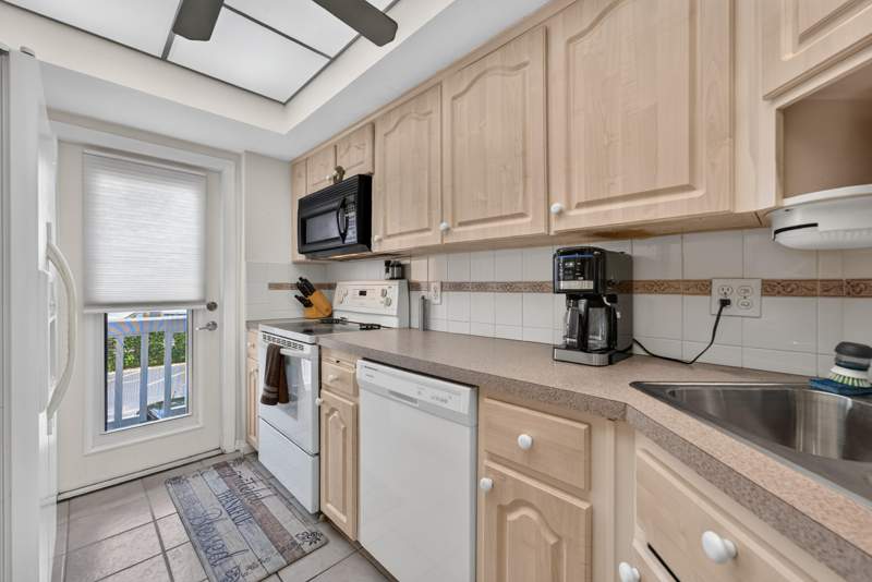 2 bedroom Condominium at 1100 SW 12th Street #208, Rio Nuevo C Condo, Fort Lauderdale — photo 5