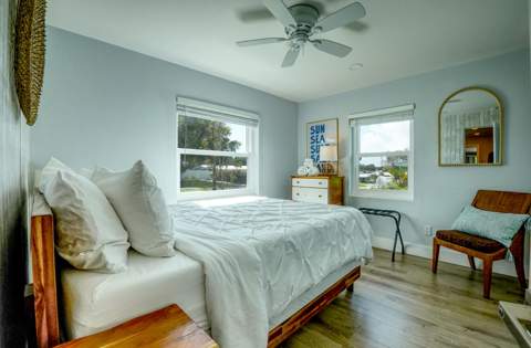 3444 NE Sandra Drive, Jensen Beach FL - photo 10 of 44