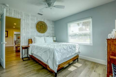 3444 NE Sandra Drive, Jensen Beach FL - photo 15 of 44