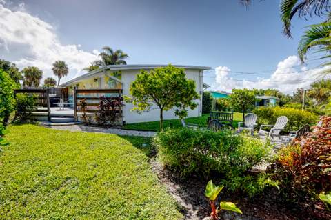3444 NE Sandra Drive, Jensen Beach FL - photo 24 of 44