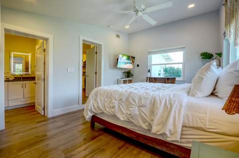 3444 NE Sandra Drive, Jensen Beach FL - photo 18 of 44