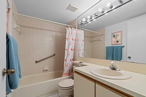 106 Half Moon Circle #B1, Hypoluxo FL - photo 22 of 31