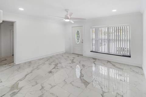 5209 N Andrews Avenue, Oakland Park FL - photo 6 of 26
