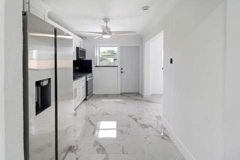 5209 N Andrews Avenue, Oakland Park FL - photo 9 of 26
