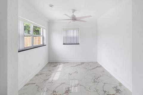 5209 N Andrews Avenue, Oakland Park FL - photo 11 of 26