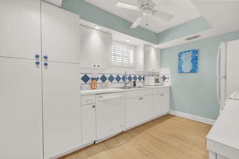 5500 Old Ocean Boulevard #108, Ocean Ridge FL - photo 8 of 34