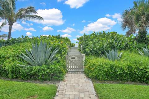5500 Old Ocean Boulevard #108, Ocean Ridge FL - photo 23 of 34