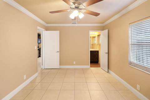 5249 NE 4th Terrace, Oakland Park FL - photo 13 of 29
