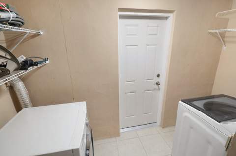 5249 NE 4th Terrace, Oakland Park FL - photo 21 of 29