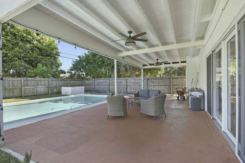 640 W Ilex Drive, Lake Park FL - photo 10 of 26